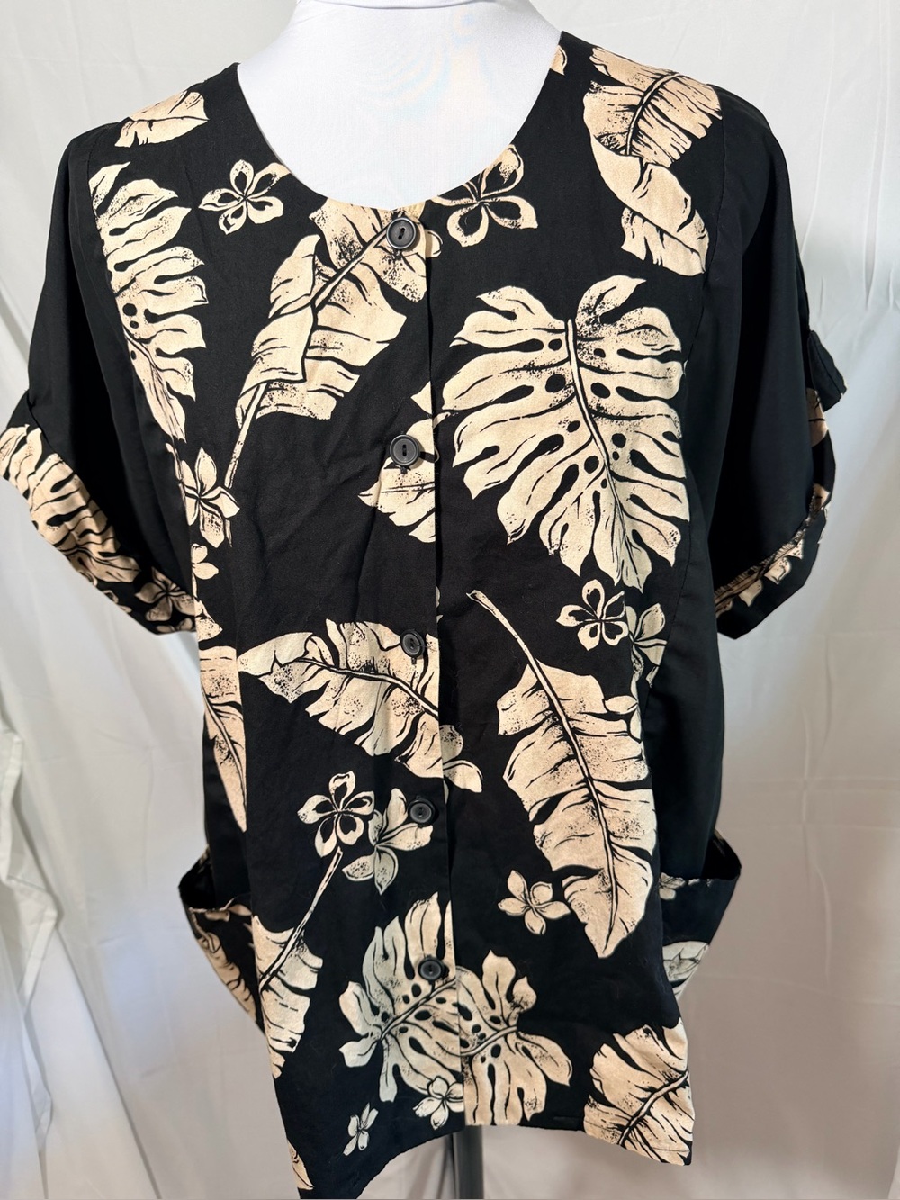 RM Malumi Black Tropical Print Button-Front Too